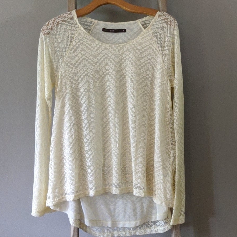 Anthropologie Hazel lace bell sleeved top - Picture 1 of 9